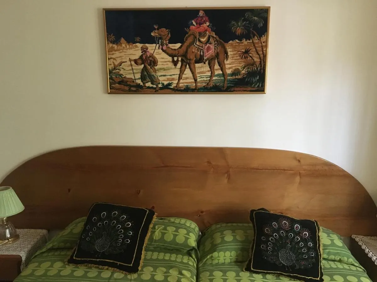 Villa Casa amb jardí a poble de l'Alt Empordà à Vilaur Hébergement de vacances