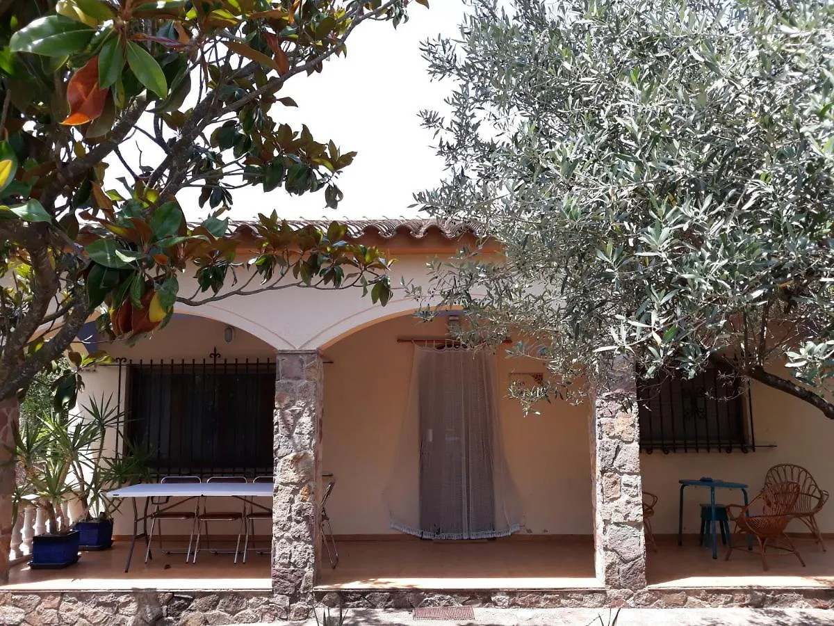 Villa Casa amb jardí a poble de l'Alt Empordà Vilaür